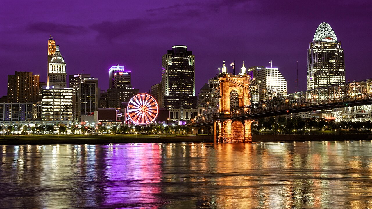 Real photograph of Cincinnati, Ohio skyline